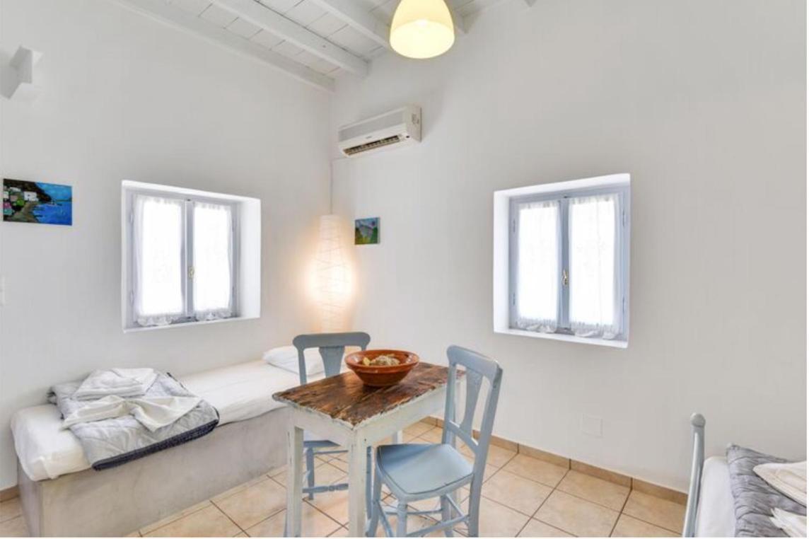 Traditional Cycladic House 트리피티 외부 사진