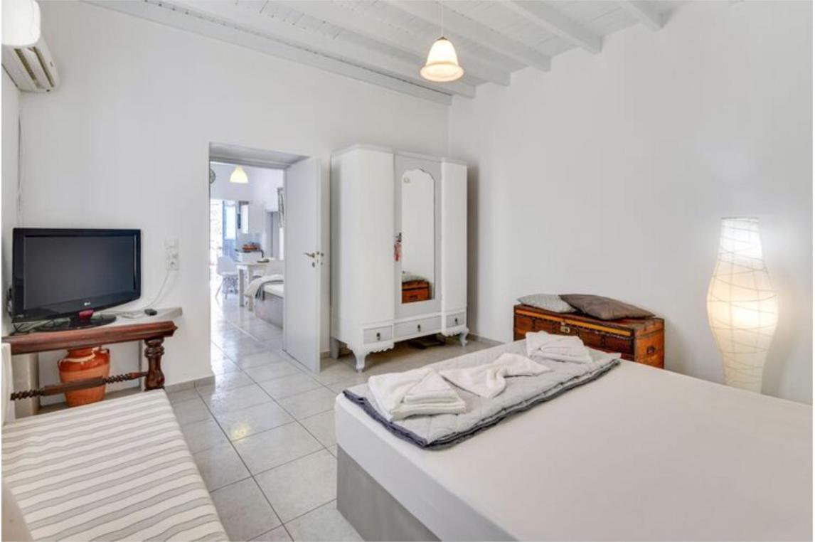 Traditional Cycladic House 트리피티 외부 사진